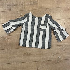 Strip linen blouse with flared sleeves